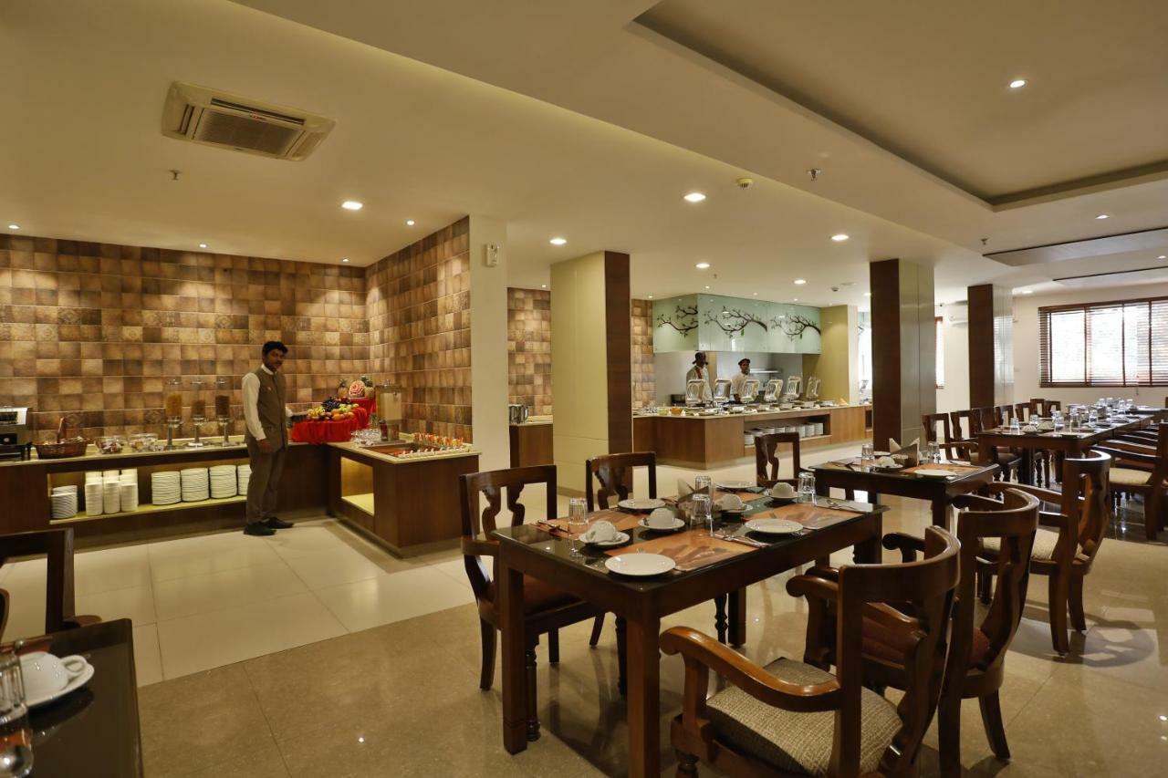 Sterling Thekkady Hotel Exterior foto