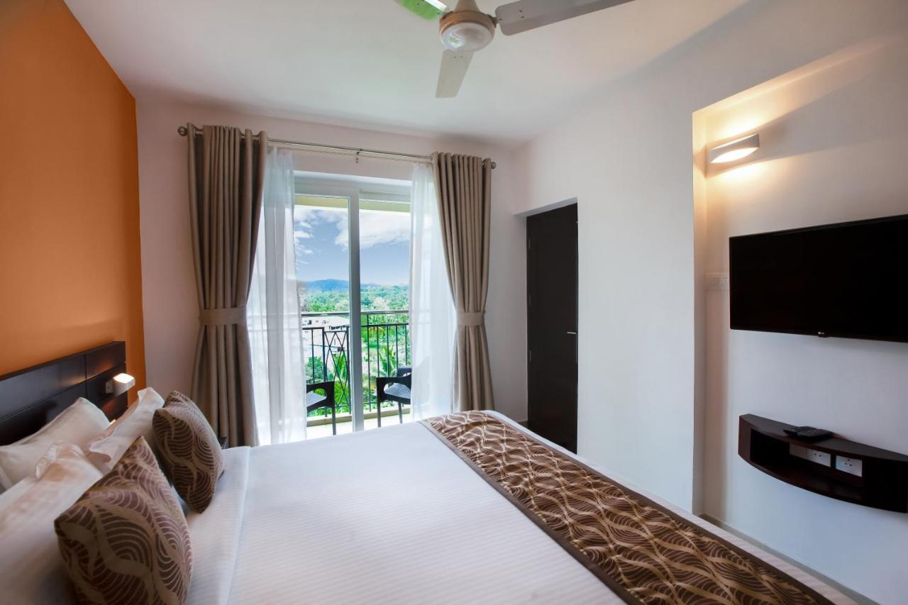 Sterling Thekkady Hotel Exterior foto