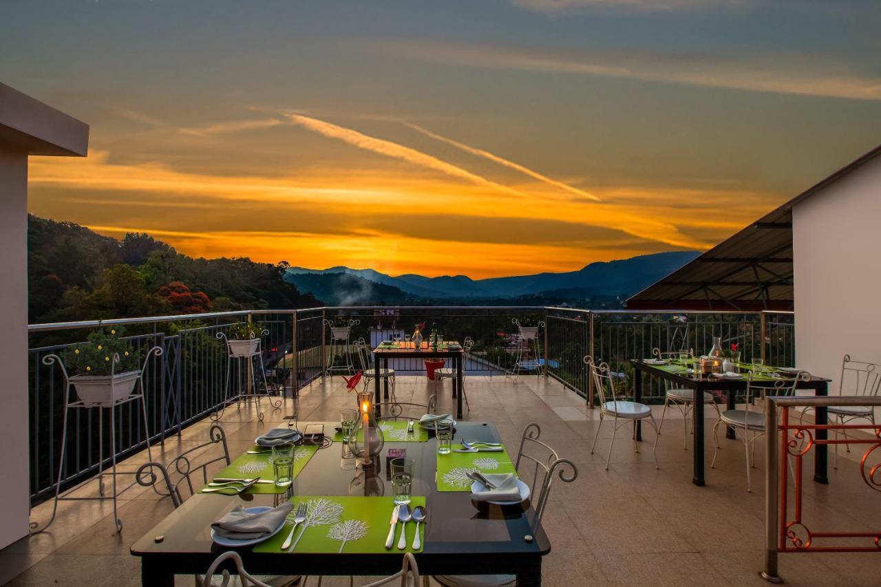 Sterling Thekkady Hotel Exterior foto